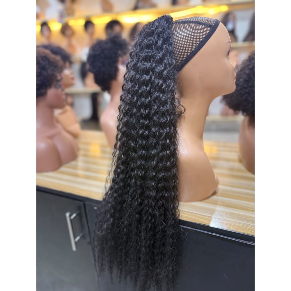 Long ponytail curls